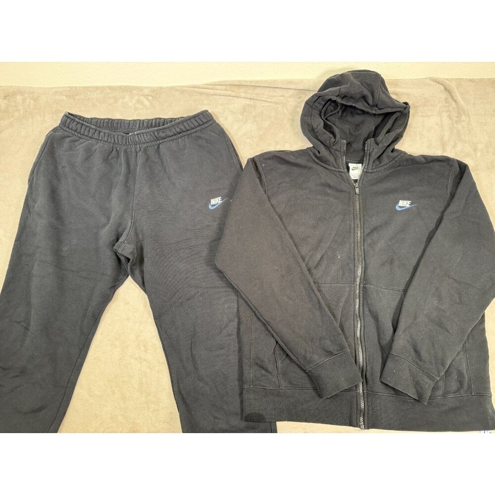 Nike Black Hoodie and Sweatpants Set